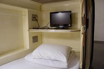 Capsule Hotel Shonan Fujisawa Exterior photo